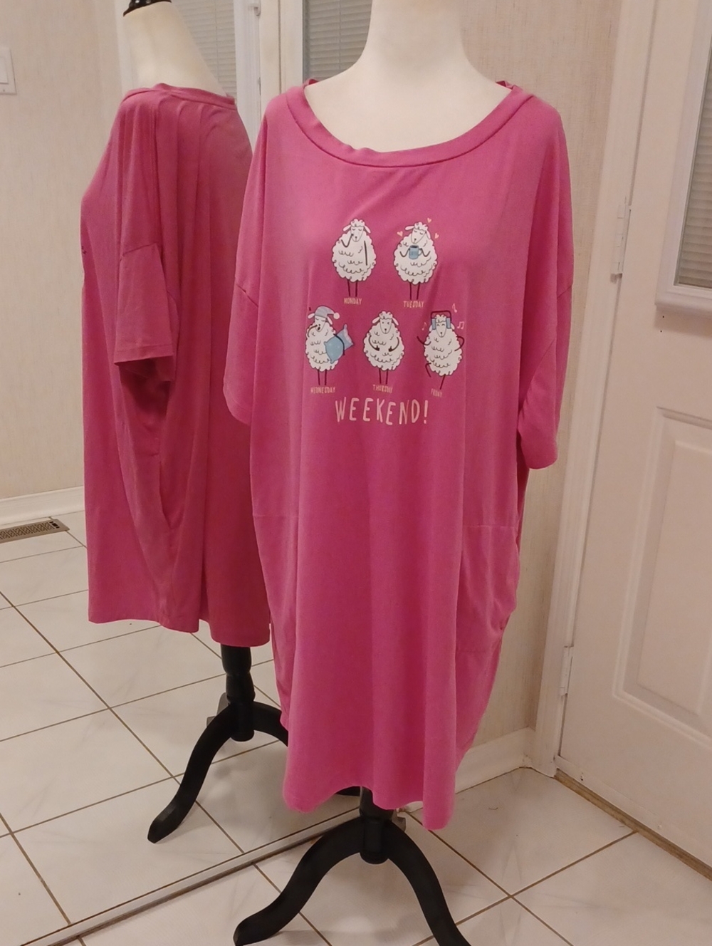 4/$40 Pink Sleep Shirt With Pockets - Size L/XL